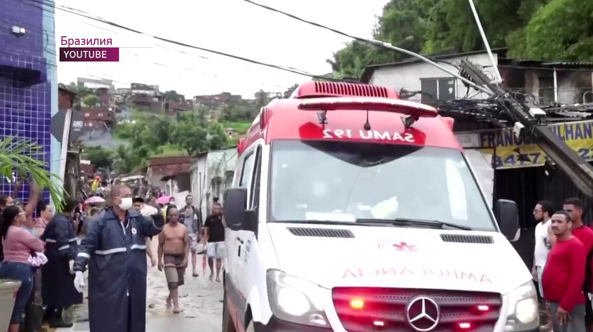 Более 100 человек погибли в результате ливней и оползней в Бразилии