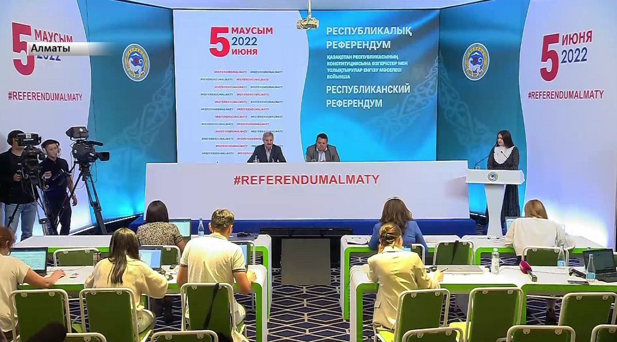 Более 2500 независимых наблюдателей следили за ходом референдума в Алматы