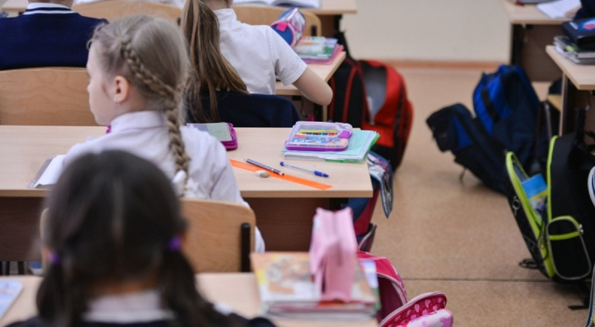 Более 90% первоклассников двух областей выбрали обучение на казахском языке
