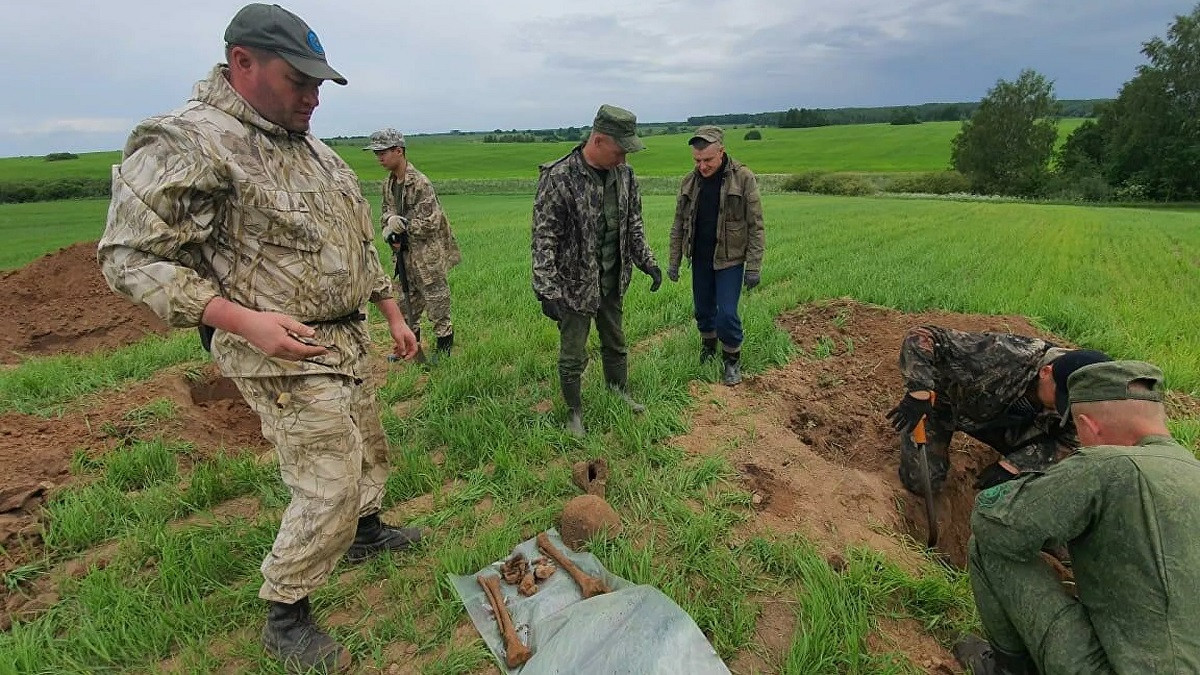 Павлодарлық зерттеушілер Беларусь жерінен 11 жауынгердің мүрдесін тапты