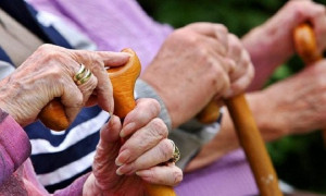 Планируют ли в Казахстане снизить пенсионный возраст для женщин 
