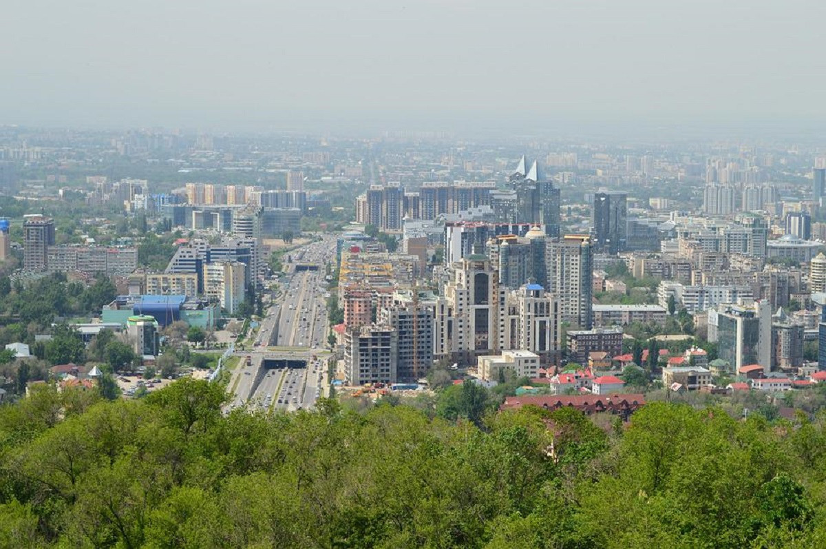 Жара в Алматы: как защититься от солнечного удара