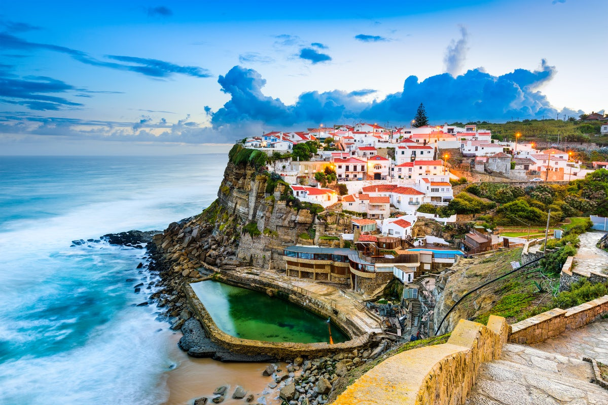 Туристам на заметку: Португалия сняла все антиковидные ограничения