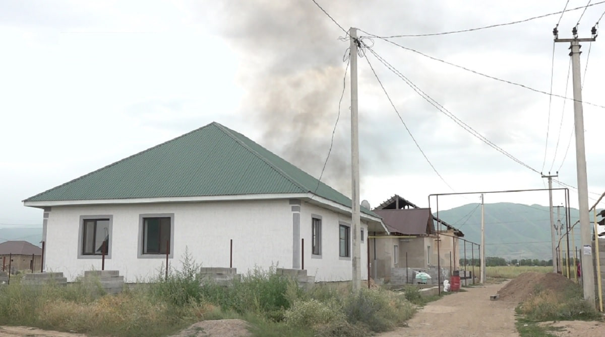 Удар по карману: жители Алматинской области не могут подключиться к газовому отоплению