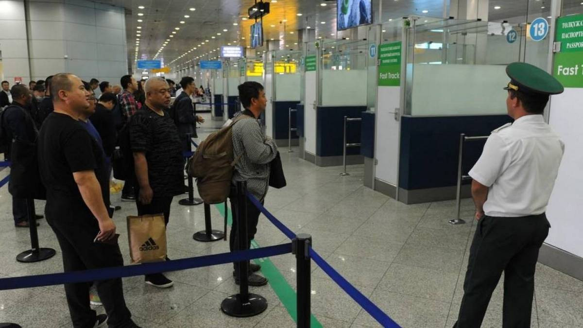 Казахстан ввел безвизовый режим для граждан Ирана, Индии и Китая