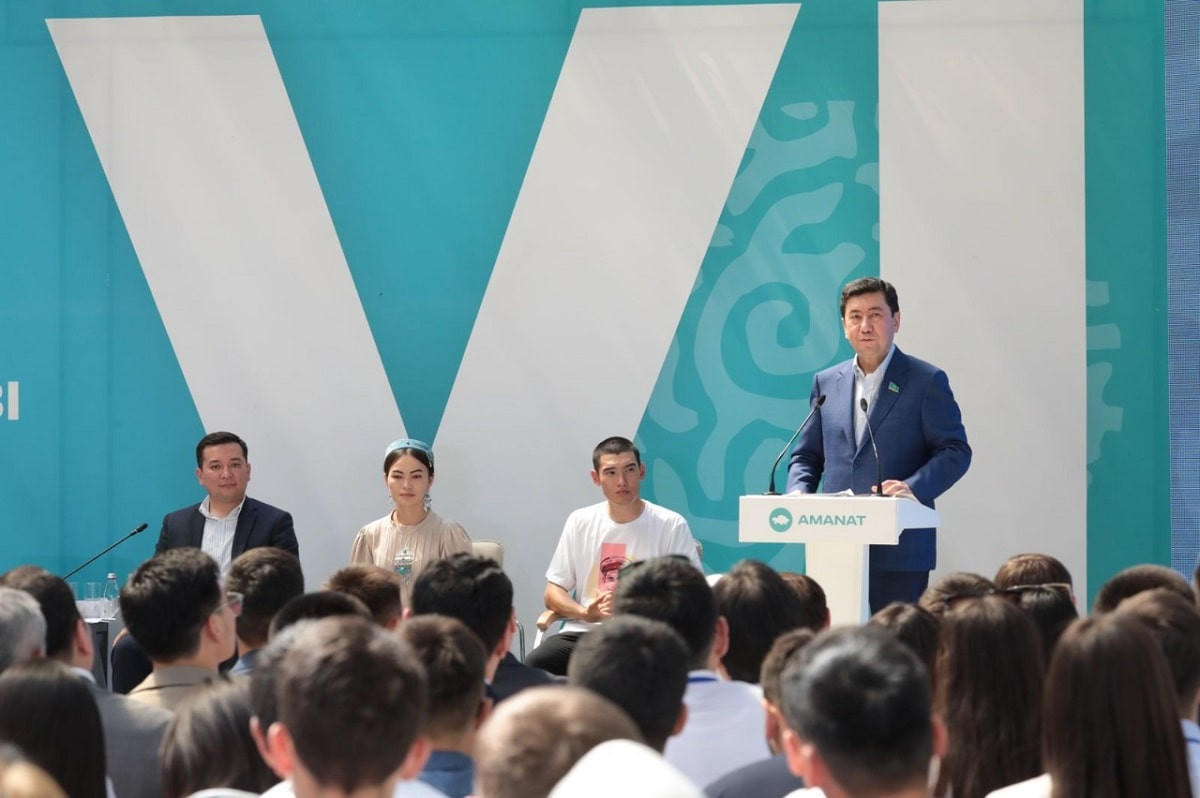Президент назвал три приоритета для молодежи Нового Казахстана