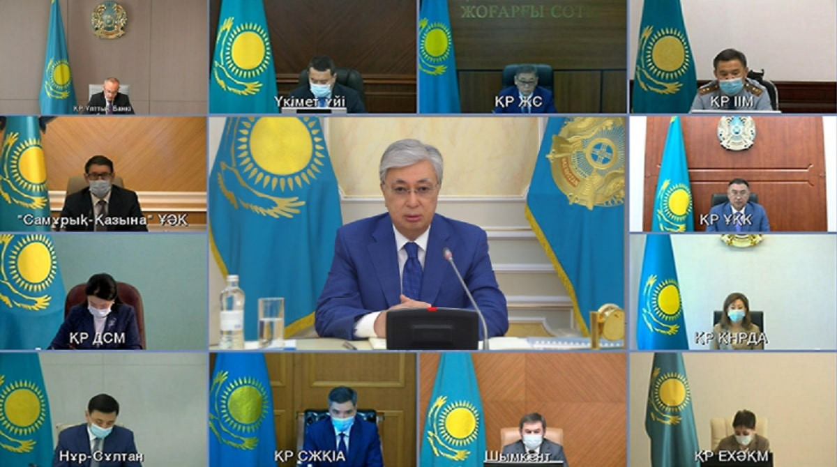 Токаев объявил выговор министру экологии, геологии и природных ресурсов