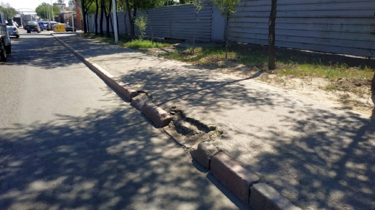В Алматы начался средний ремонт проспекта Рыскулова 