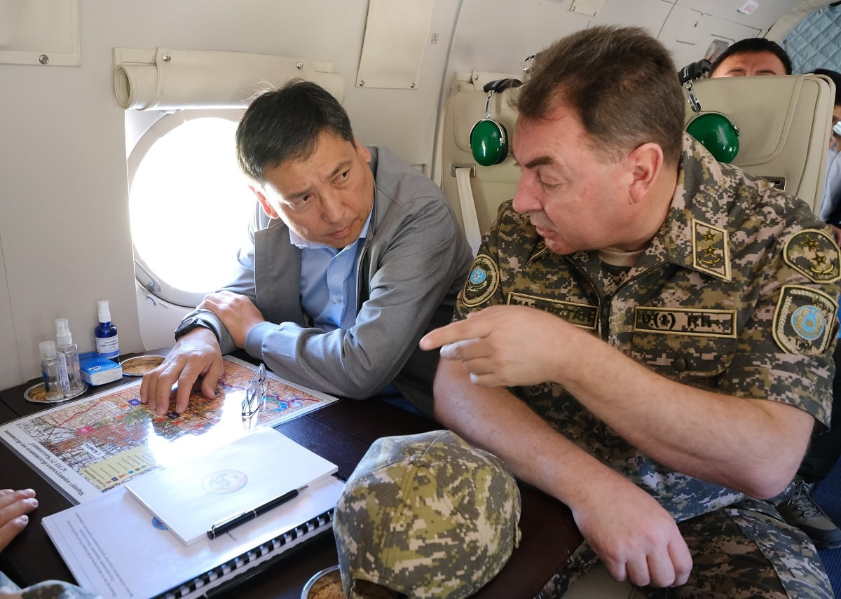 Ерболат Досаев и министр по ЧС проверили состояние моренных озер в горах Алматы