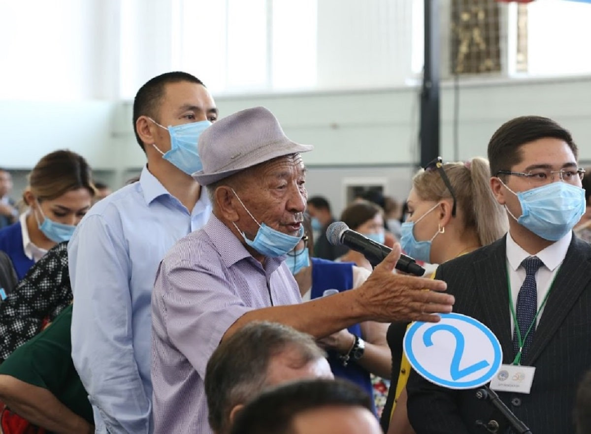 О самом главном: горожане обратились с вопросами к акиму Алматы