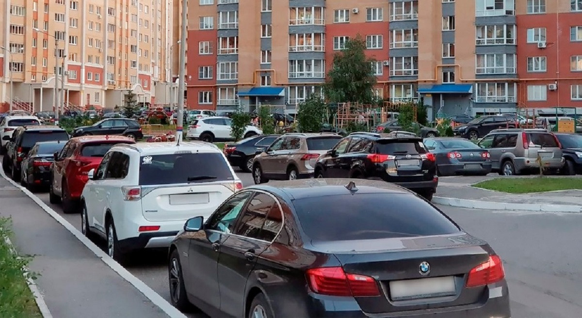 Испытания теплосетей: В Алматы где советуют не парковать авто