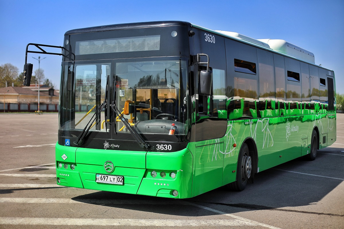 Продление маршрутов и новые автобусы: как решают транспортные проблемы в Наурызбайском районе