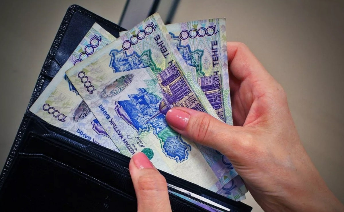 Касым-Жомарт Токаев: государство внедрит новую методику определения минимальной заработной платы