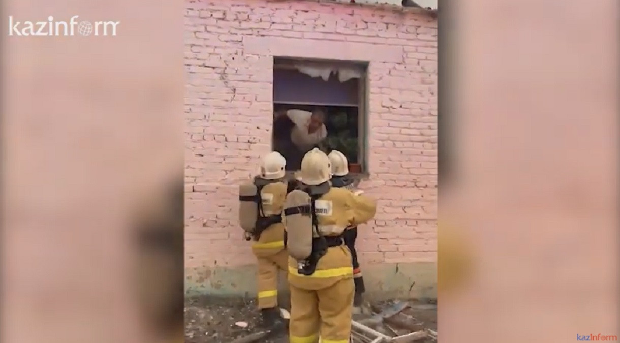 Токаеву доложили об оперативной обстановке в районе пожаров