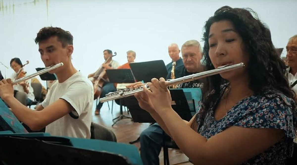 Мировой рекорд "Самый многонациональный оркестр" установлен в Казахстане
