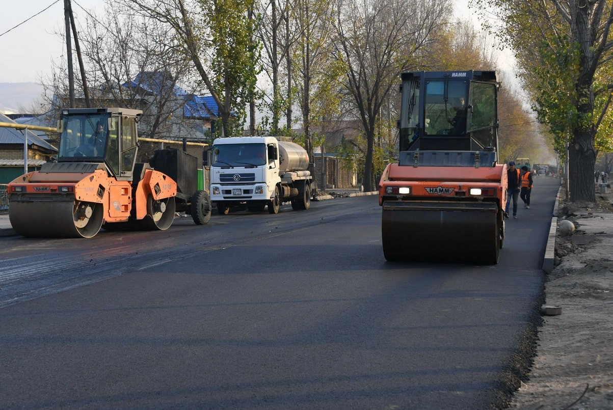 Как проводится ремонт дорог в Жетысуском районе Алматы