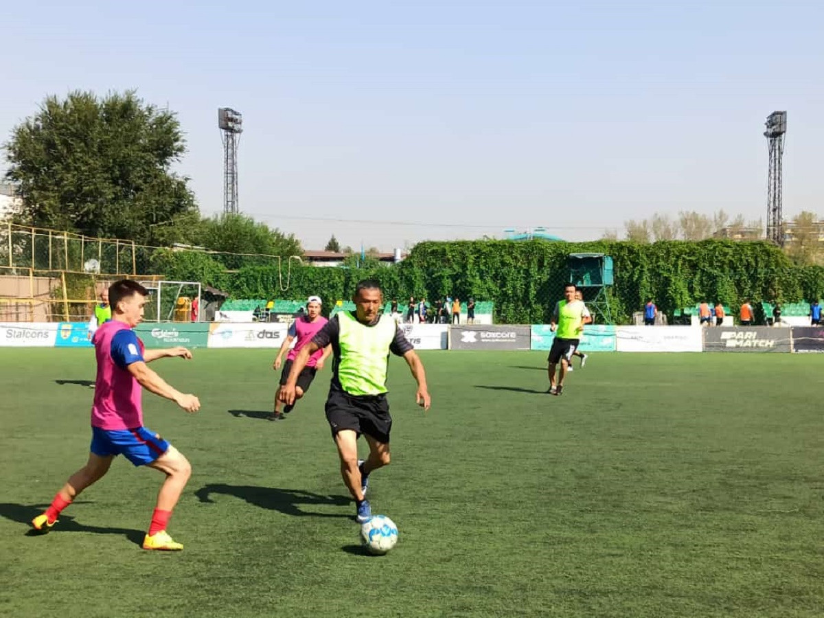 Алматы қаласында БАҚ өкілдері арасында шағын футболдан турнир өтті