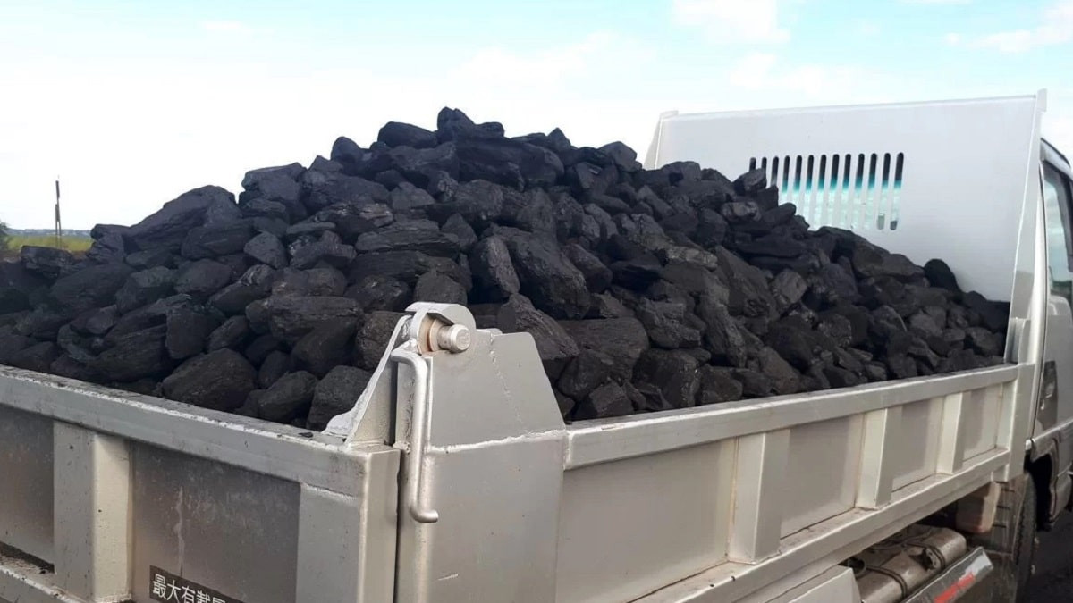 Почему в Казахстане вводят запрет на вывоз угля автотранспортом