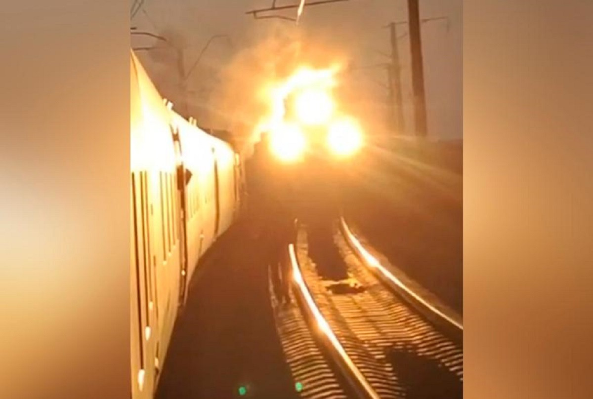 Технический вагон загорелся в поезде Алматы - Петропавловск