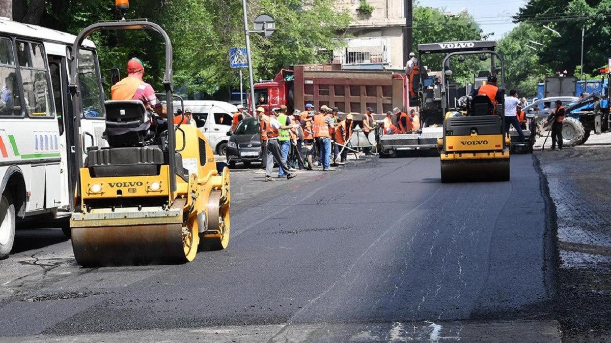 Когда завершится ремонт дорог в Алатауском районе