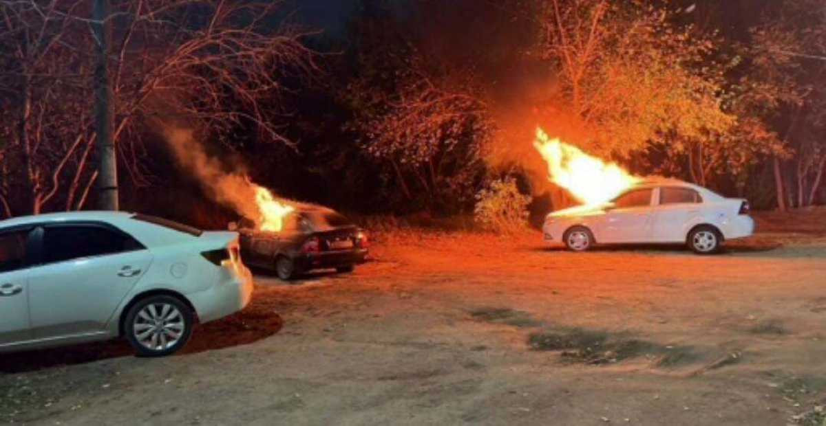 В столице злоумышленник поджигал автомобили