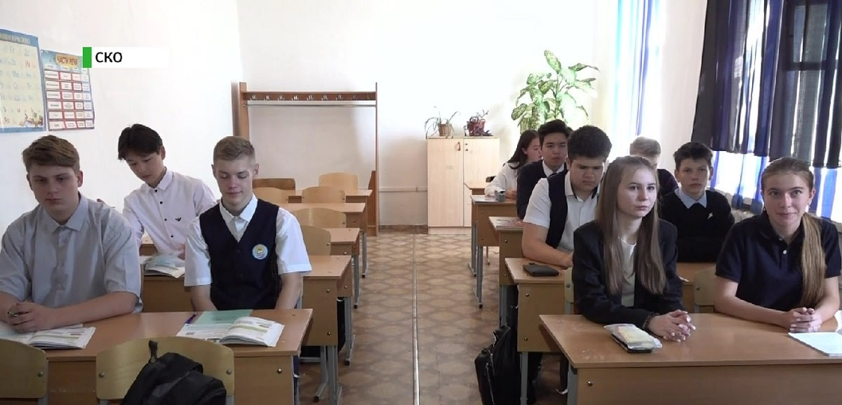 Нехватка мест: школьники ютятся в бывшем здании отдела образования