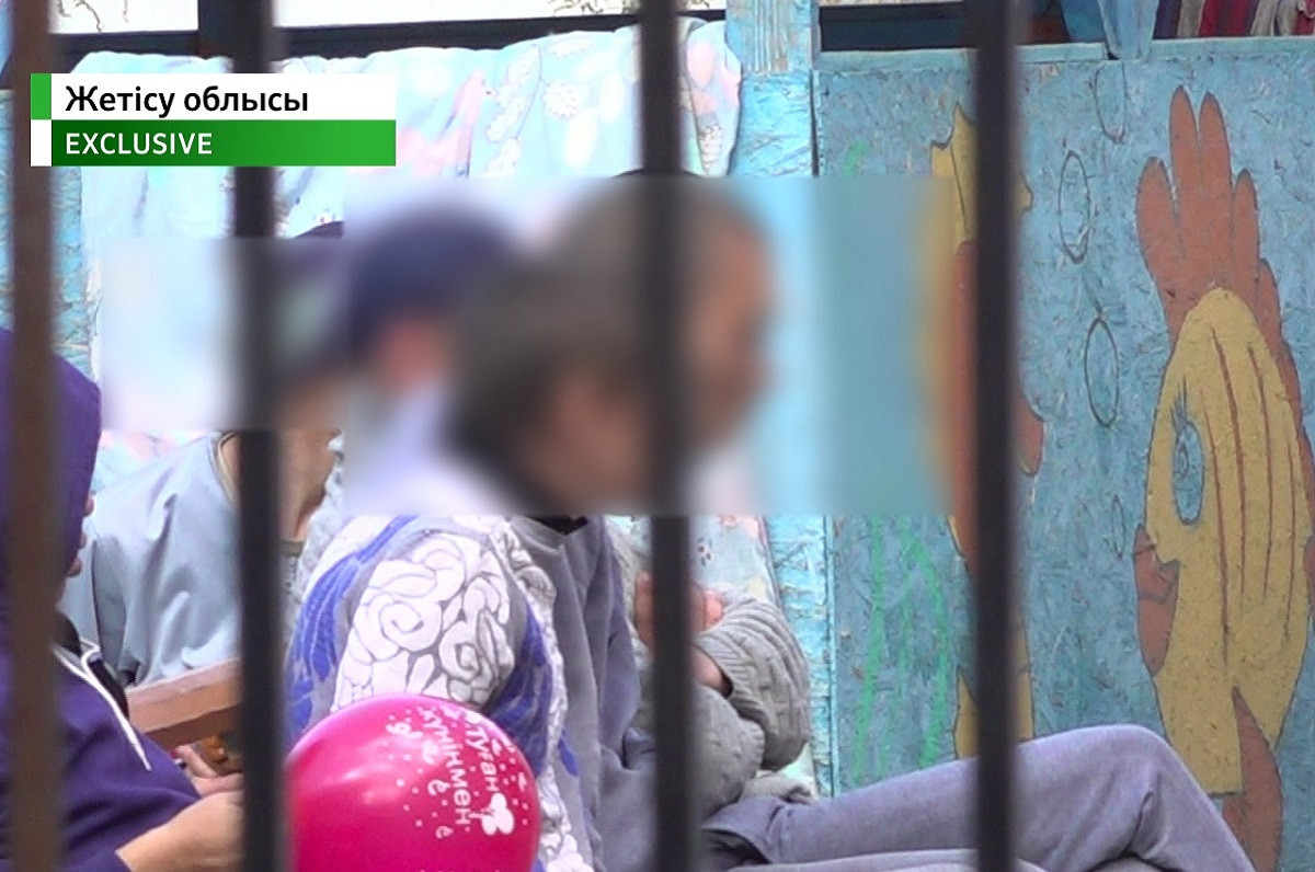 Неспокойные соседи: жители Талдыкоргана лишились сна из-за психически нездоровых людей