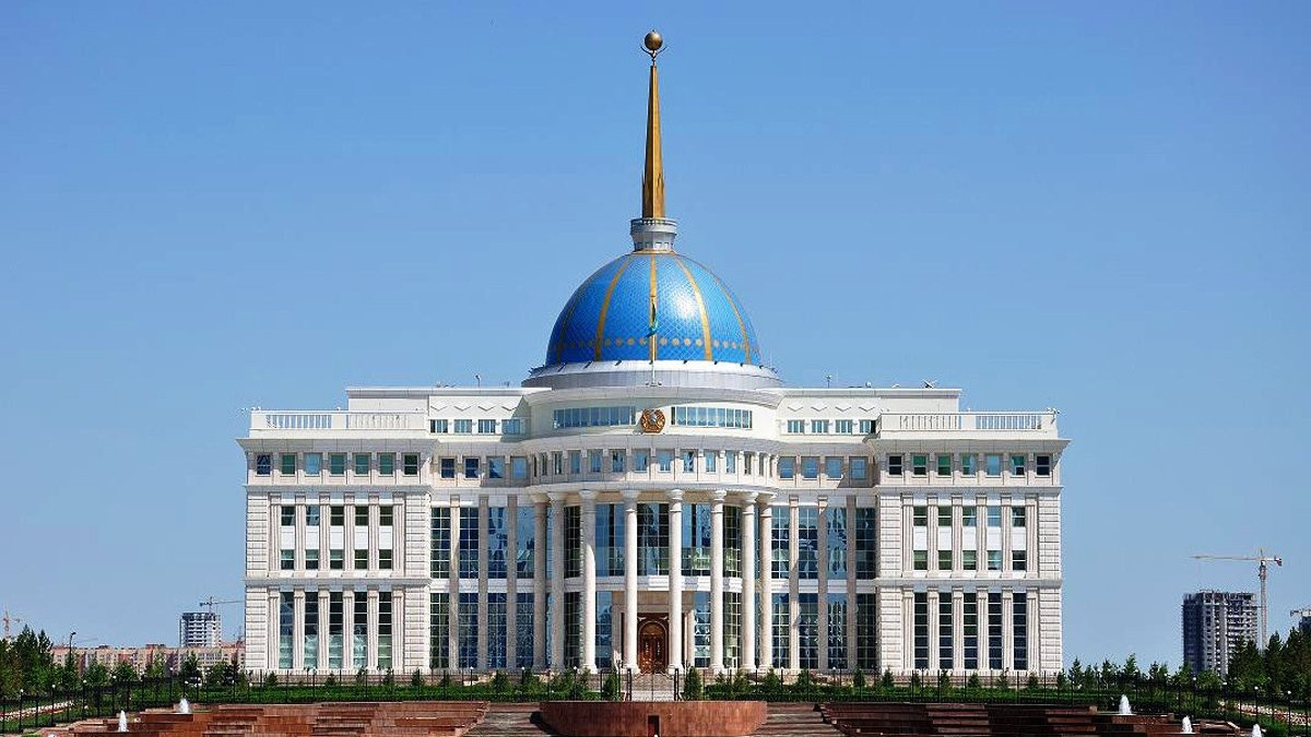Кто из мировых лидеров поздравил казахстанцев с Днем Республики