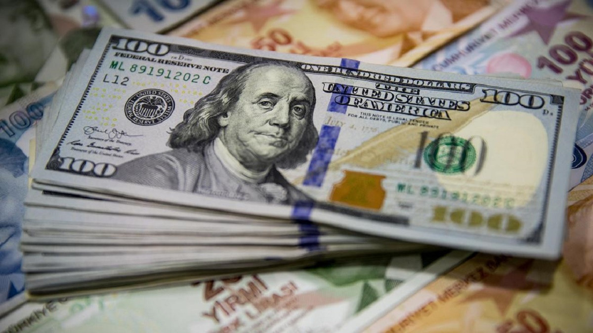 За сколько продают доллары в обменниках Алматы 29 октября