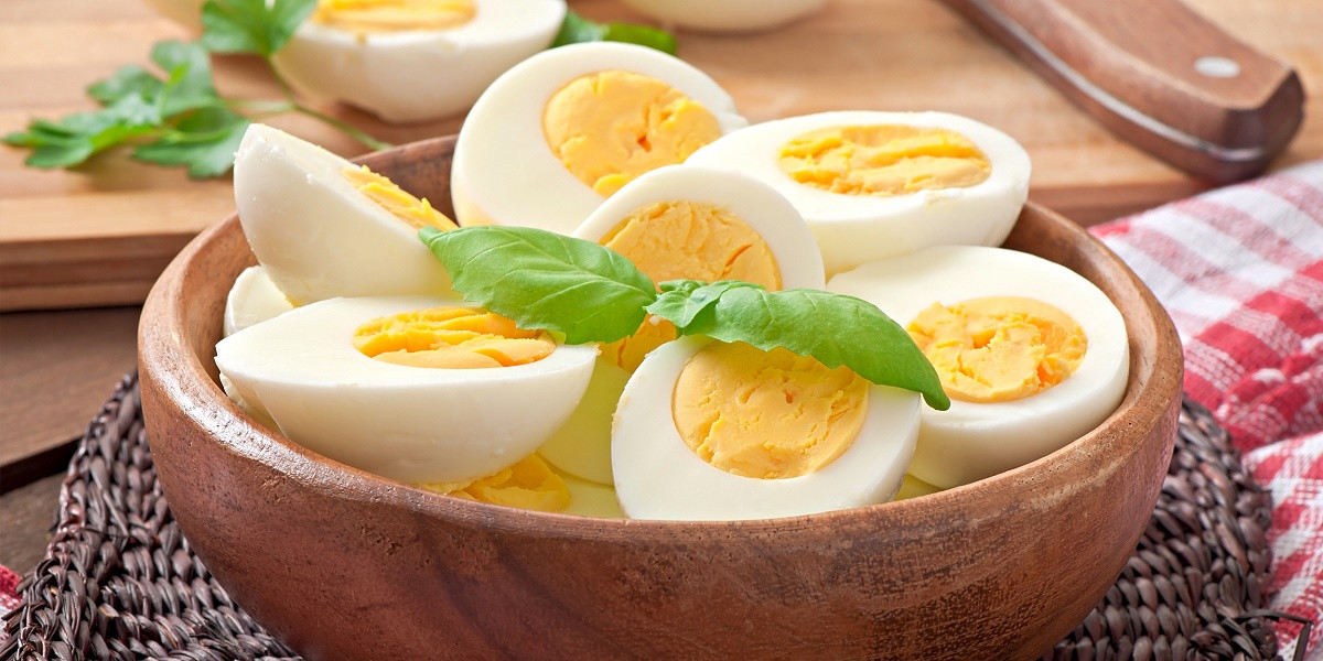 Всмятку или вкрутую: какие яйца полезнее  - диетолог