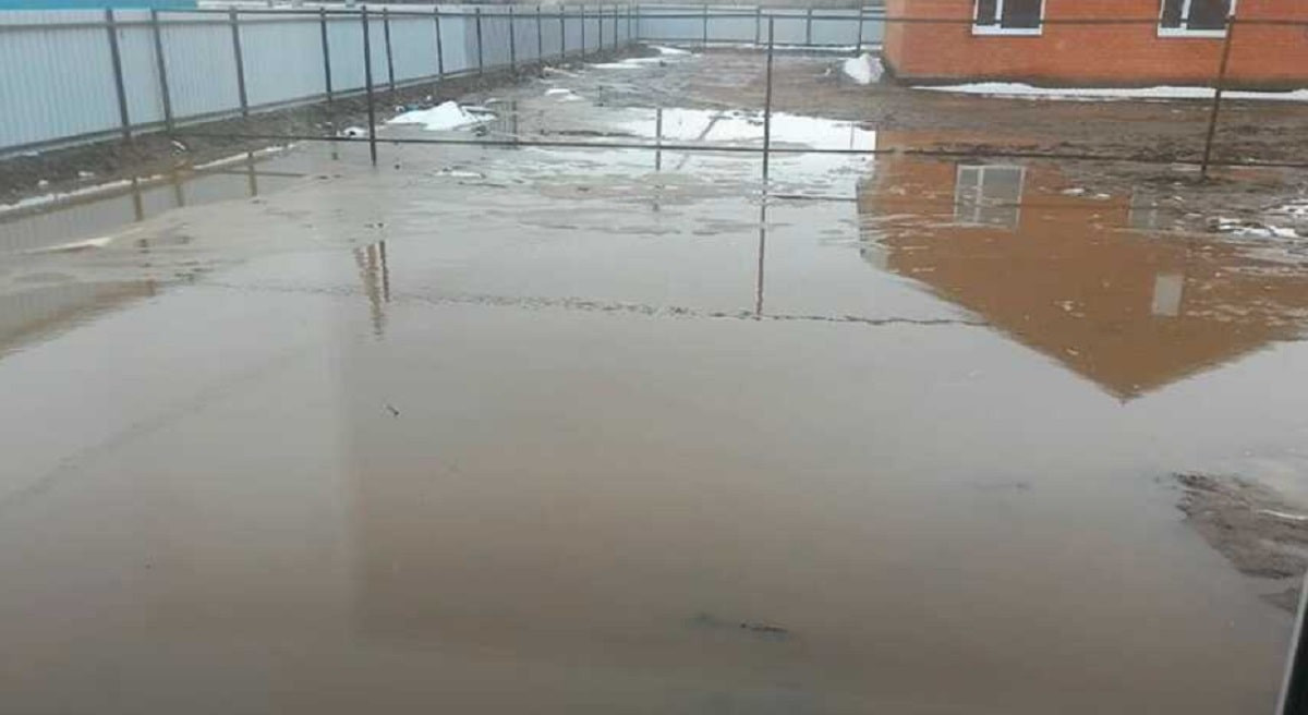Несколько новых домов погорельцев в Костанайской области оказались затоплены