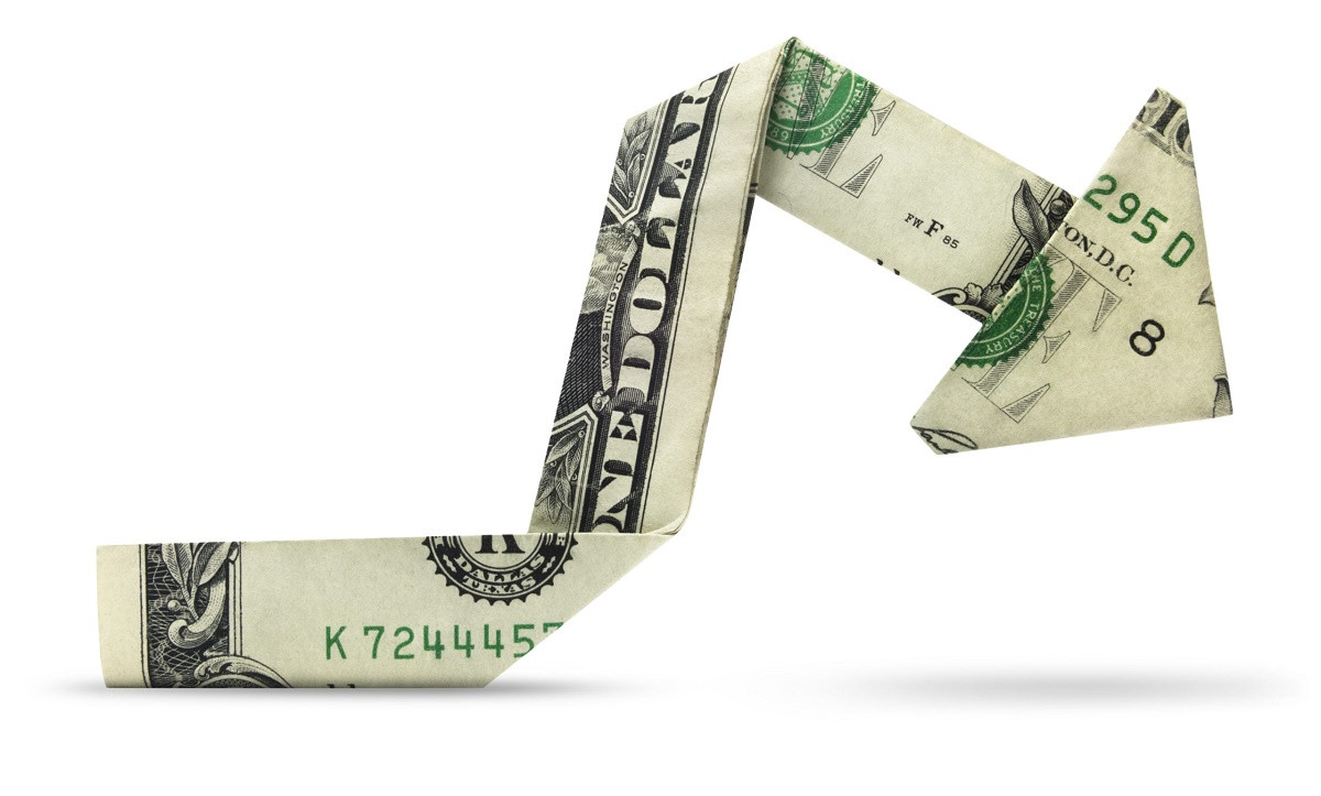 Нежесткая посадка: что происходит с курсом доллара в Казахстане