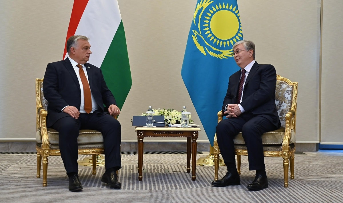Токаев провел встречу с премьер-министром Венгрии Виктором Орбаном