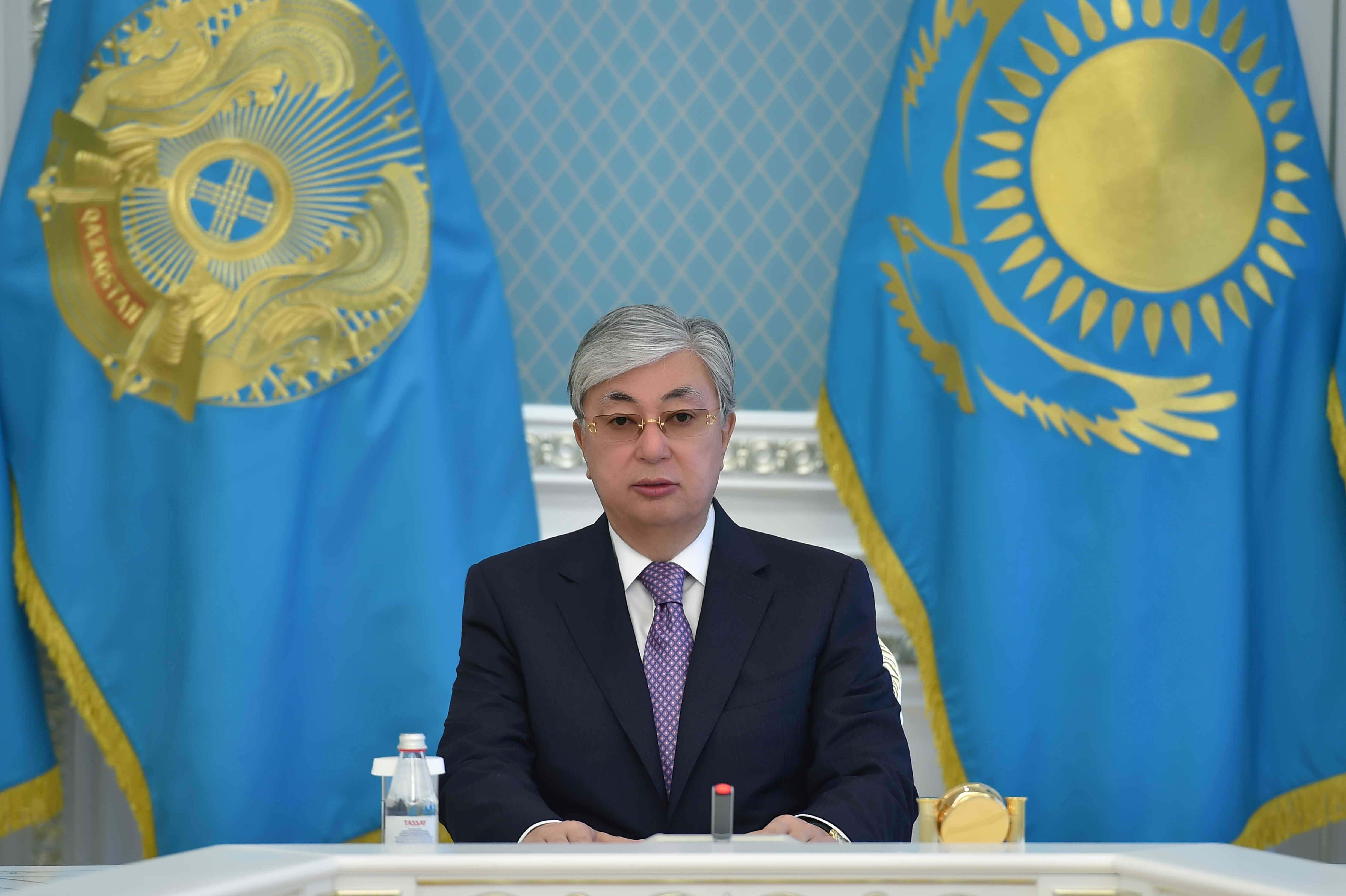 Касым-Жомарт Токаев поздравил казахстанцев с Днем Независимости