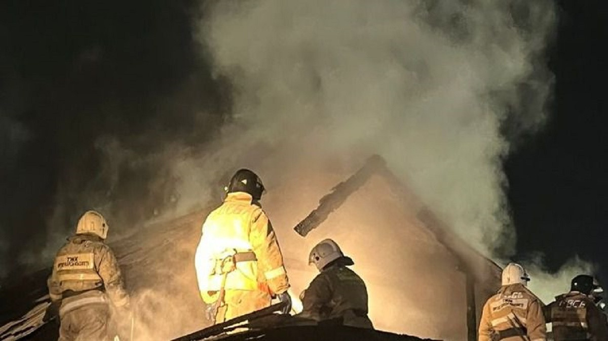 Из пожара спасено четыре человека в Усть-Каменогорске