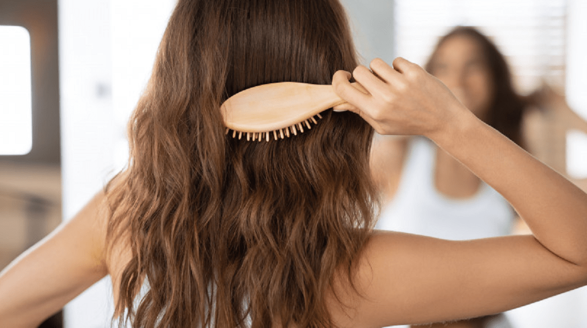 Как сохранить объем волос зимой