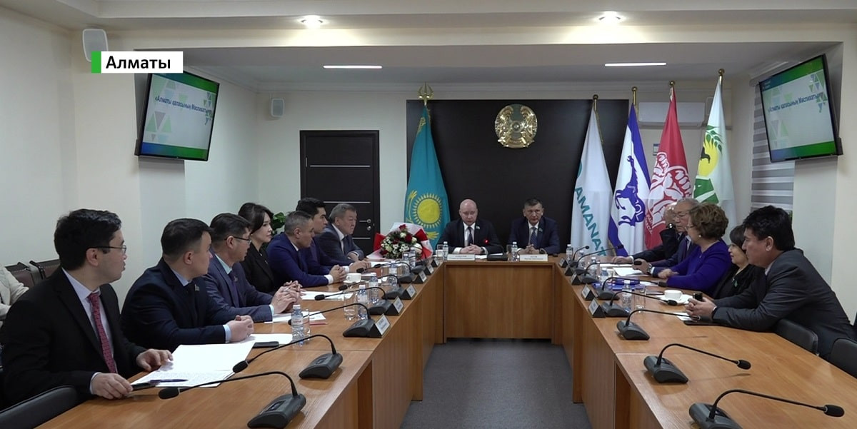 Депутаты предложили создать в Алматы товарную биржу