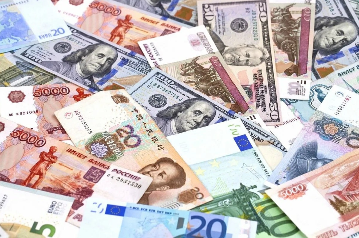 Курс валют на 10 января 2023 