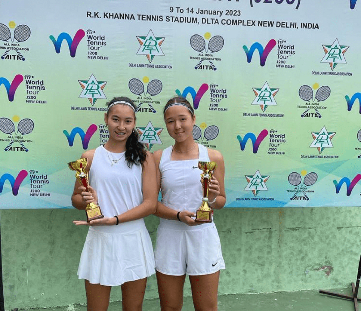 Юные казахстанки завоевали юбилейный титул ITF
