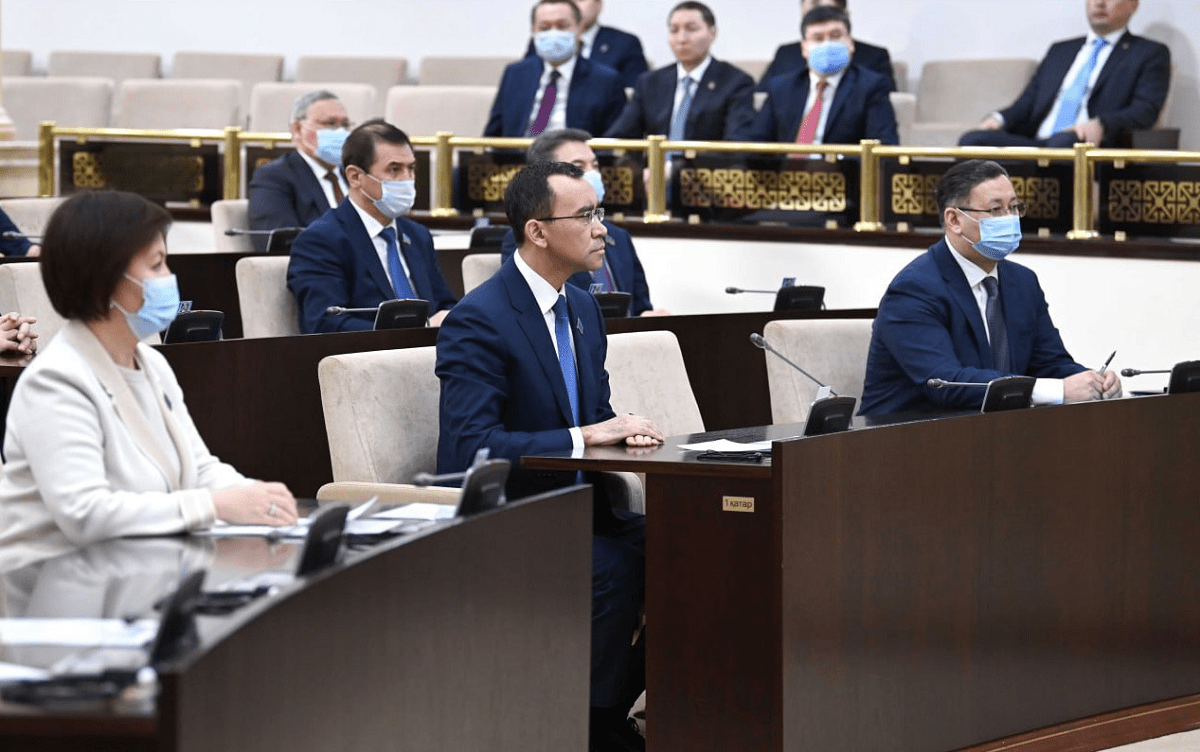 Маулен Ашимбаев снова стал спикером Сената