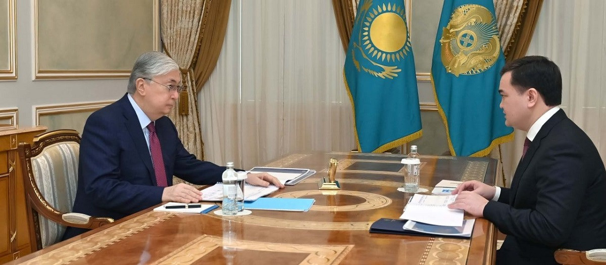 Президент Казахстана принял акима Астаны Жениса Касымбека