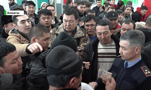 Легализация авто: с какими трудностями столкнулись казахстанцы