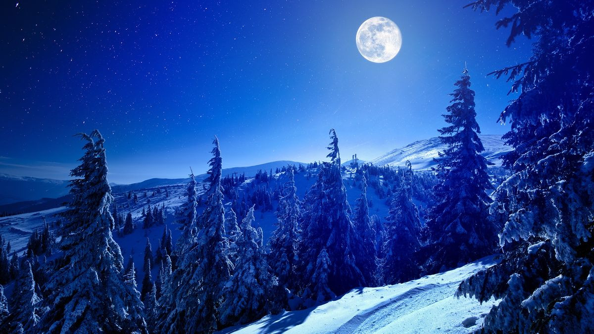 Снежное полнолуние 5 февраля: почему астрологи считают его мистическим