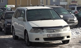 Легализация авто: в спецЦОНы Алматы заявки подали свыше 10 тысяч человек