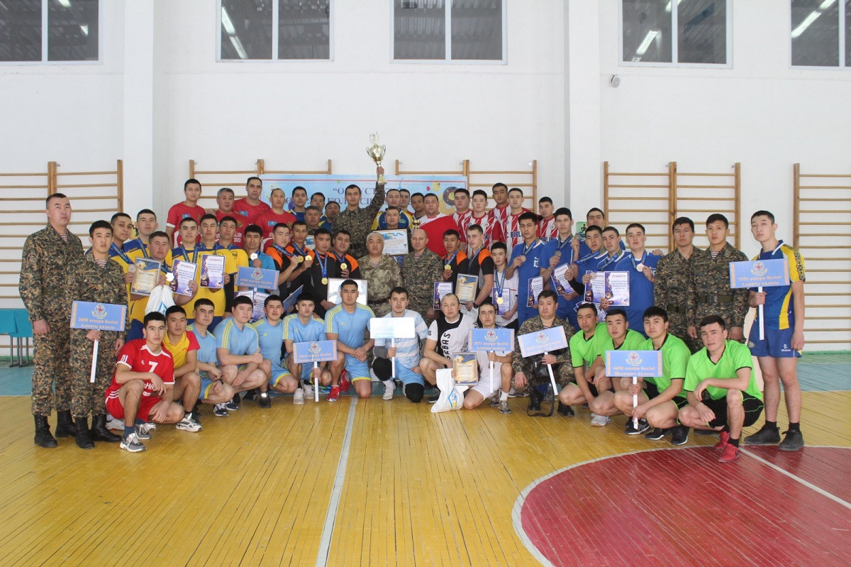 Алматыда әскери бөлімдер арасында волейболдан чемпионат өтті