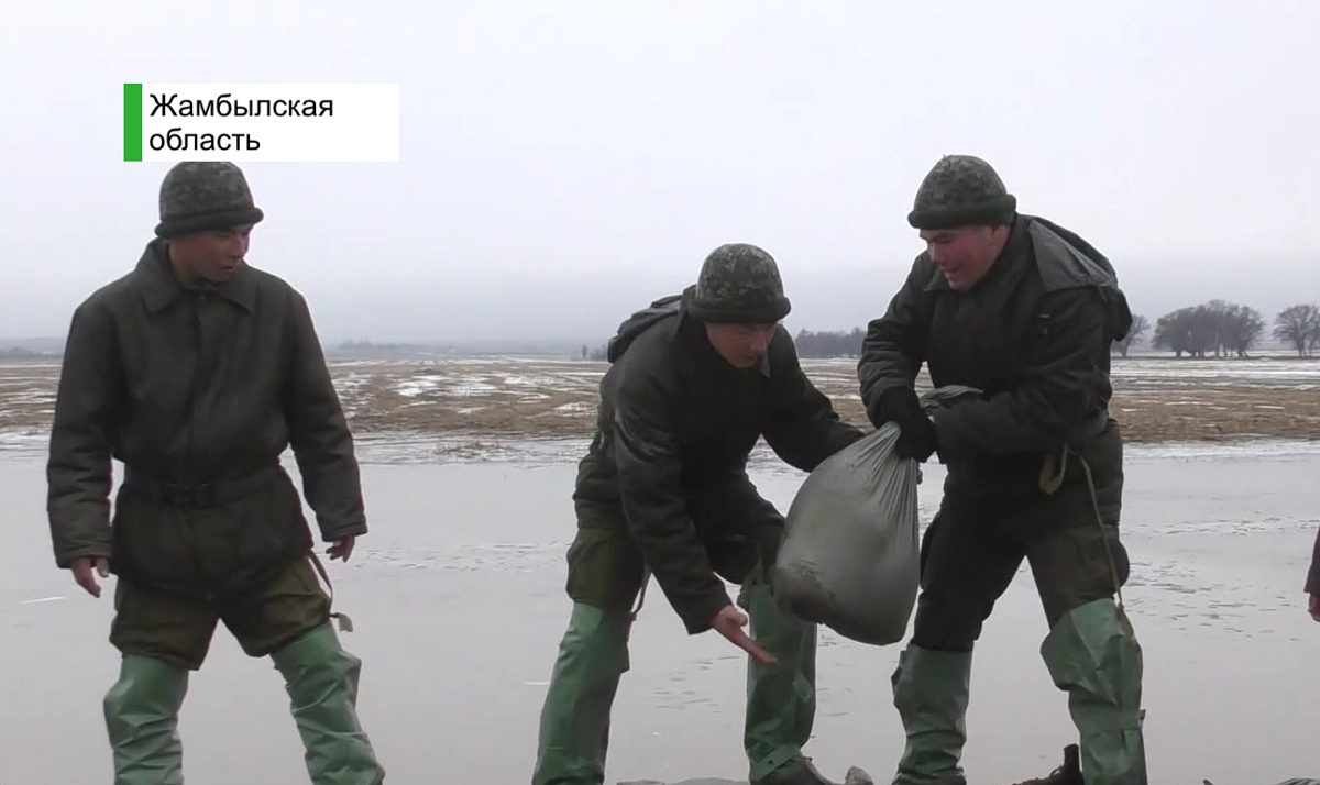 Борьба со стихией: как справляются с паводками в Казахстане