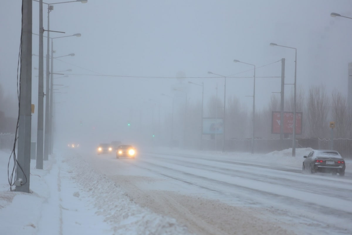 Туман, гололед: штормовое предупреждение объявлено в ряде регионов Казахстана