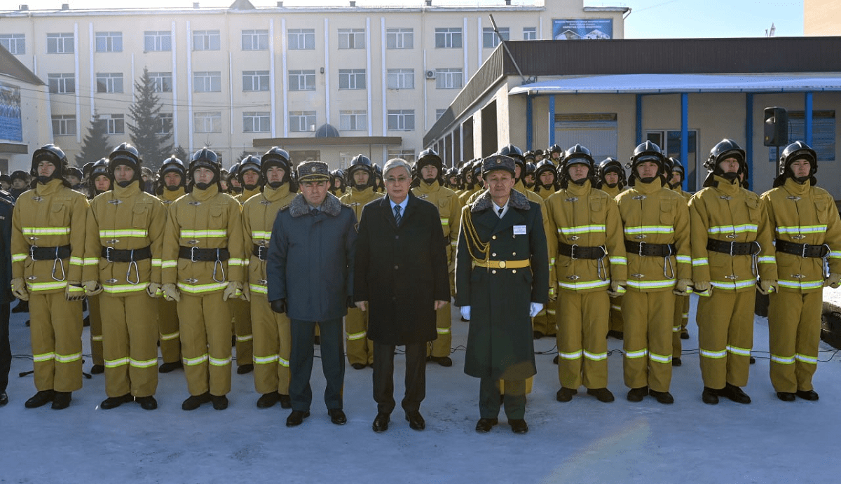 Президент Казахстана посетил Академию гражданской защиты имени М.Габдуллина