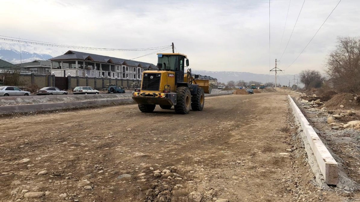 Аким Алматы назвал сроки пробивки проспекта Абая до границы города