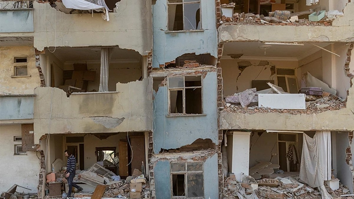 Число пострадавших от землетрясения в Турции 20 февраля увеличилось до 562